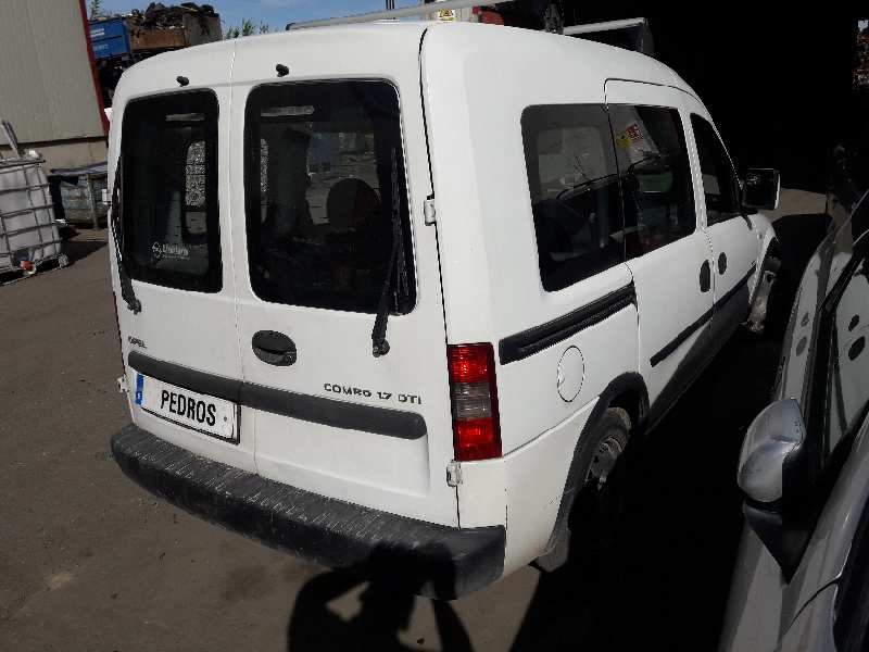 opel combo (corsa c) del año 2004