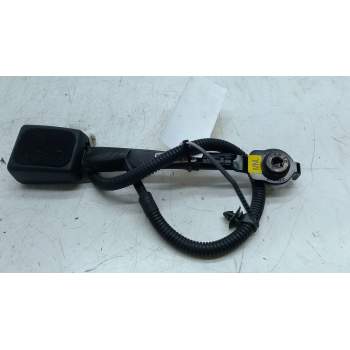 ENGANCHE DELANTERO DERECHO 88840J7000 