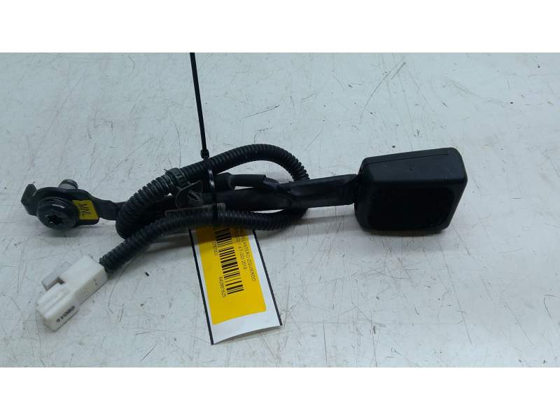 Recambio de enganche delantero izquierdo para kia xceed (cd) 1.4 t-gdi referencia OEM IAM   