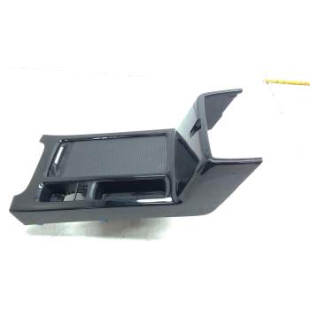 Recambio de consola central para kia xceed (cd) 1.4 t-gdi referencia OEM IAM   