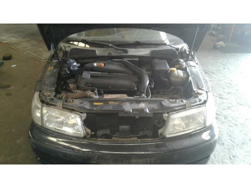 saab 9-5 sedán del año 1999