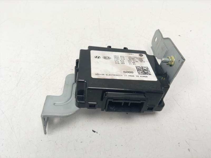 Recambio de modulo electronico para kia xceed (cd) 1.4 t-gdi referencia OEM IAM 95300M6000 4E78J11000 EK051905034