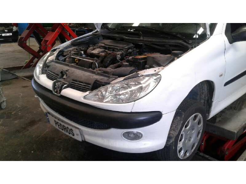 peugeot 206 berlina del año 2005