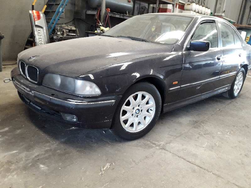 bmw serie 5 berlina (e39) del año 2000