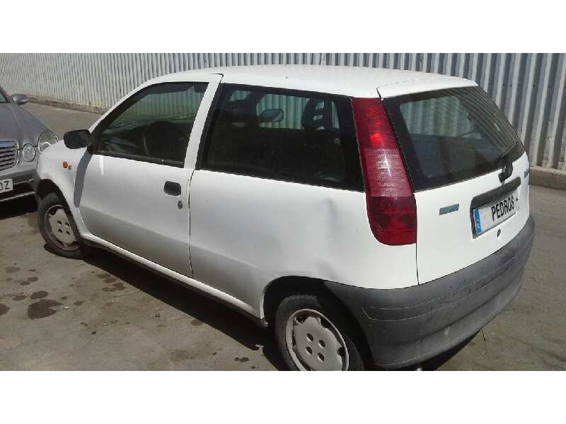 fiat punto berlina (176) del año 1998