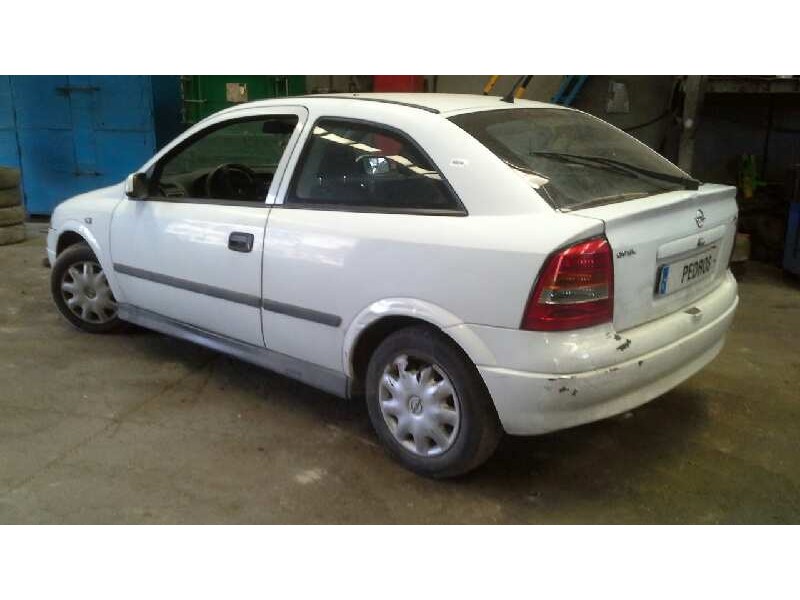 opel astra g berlina del año 1999