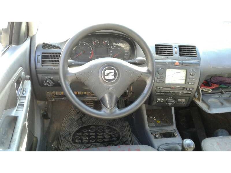 seat cordoba berlina (6k2) del año 2002