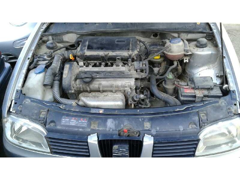 seat cordoba berlina (6k2) del año 2002