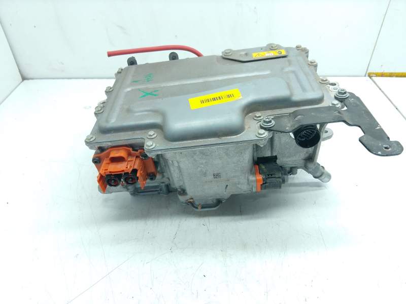Recambio de inverter converter para dacia bisgster referencia OEM IAM 231C12536R  