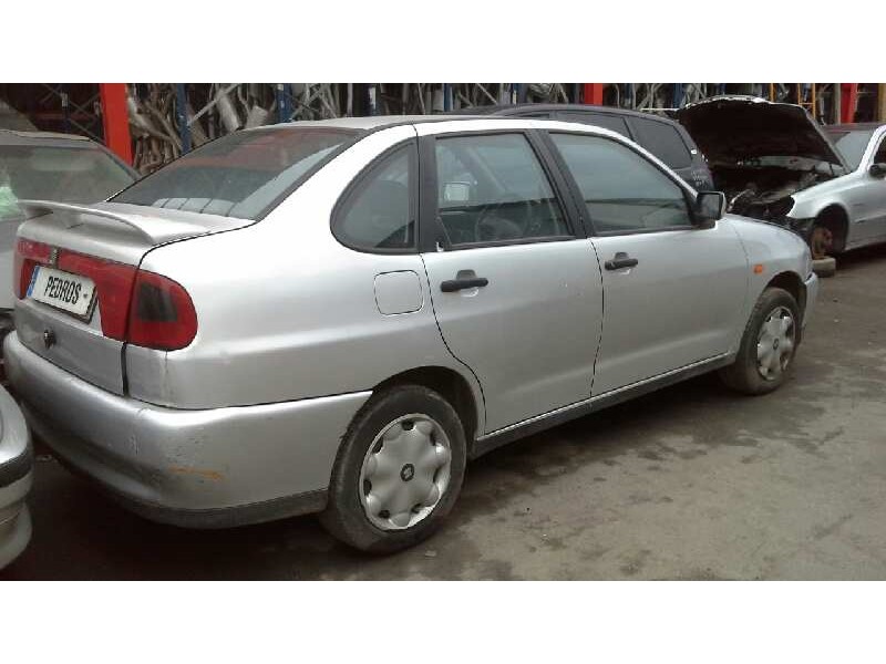 seat cordoba berlina (6k2) del año 1999