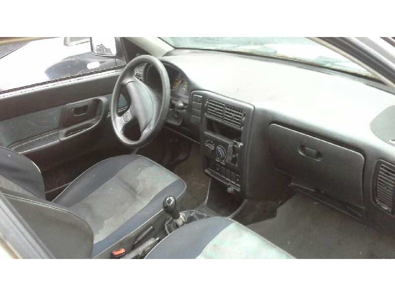 seat cordoba berlina (6k2) del año 1999