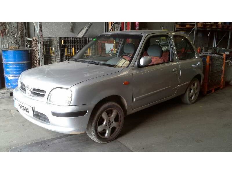 nissan micra (k11) del año 2000