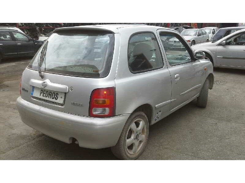 nissan micra (k11) del año 2000