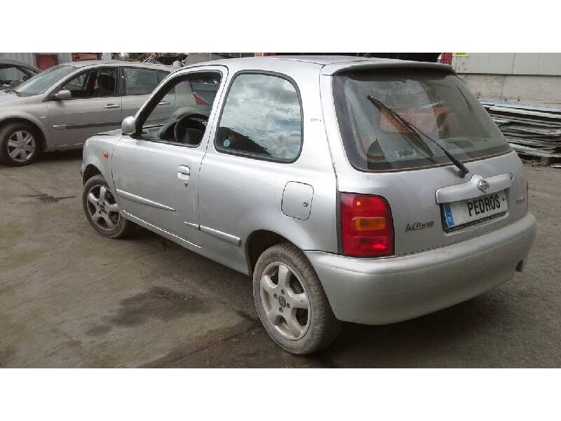 nissan micra (k11) del año 2000