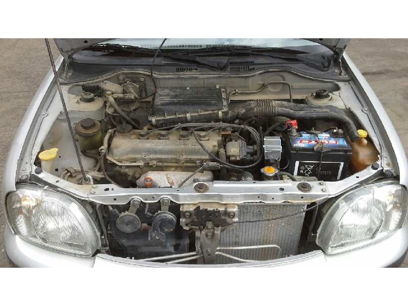 nissan micra (k11) del año 2000