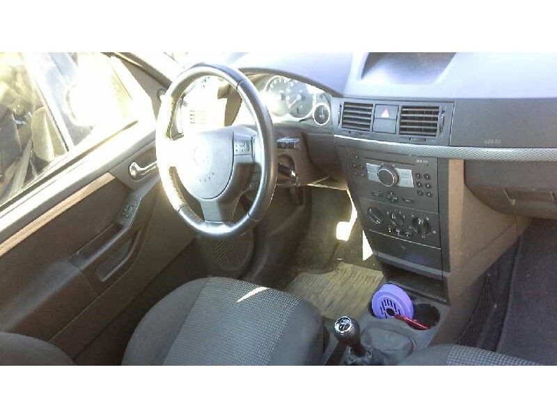 opel meriva del año 2008