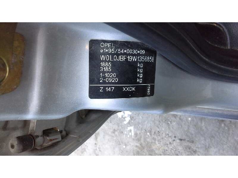 opel vectra b berlina del año 1999