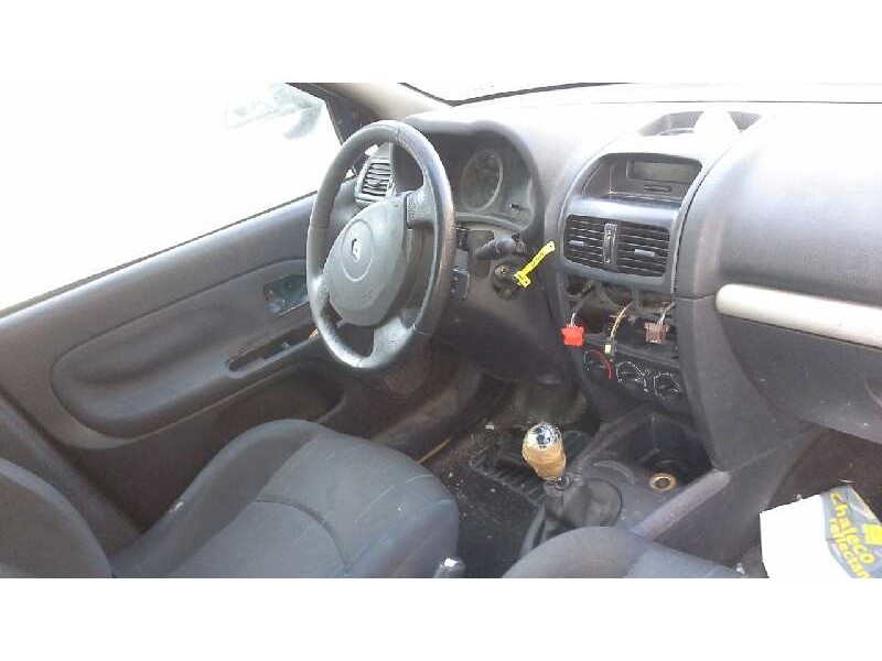 renault clio ii fase ii (b/cb0) del año 2004