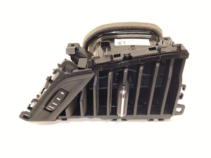 Recambio de aireador izquierdo para volkswagen t-roc (a11, d11) 1.5 tsi referencia OEM IAM 2GA819727  