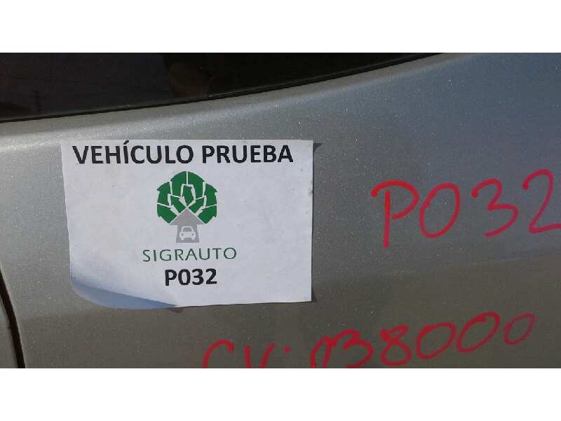 ford focus berlina (cak) del año 2004
