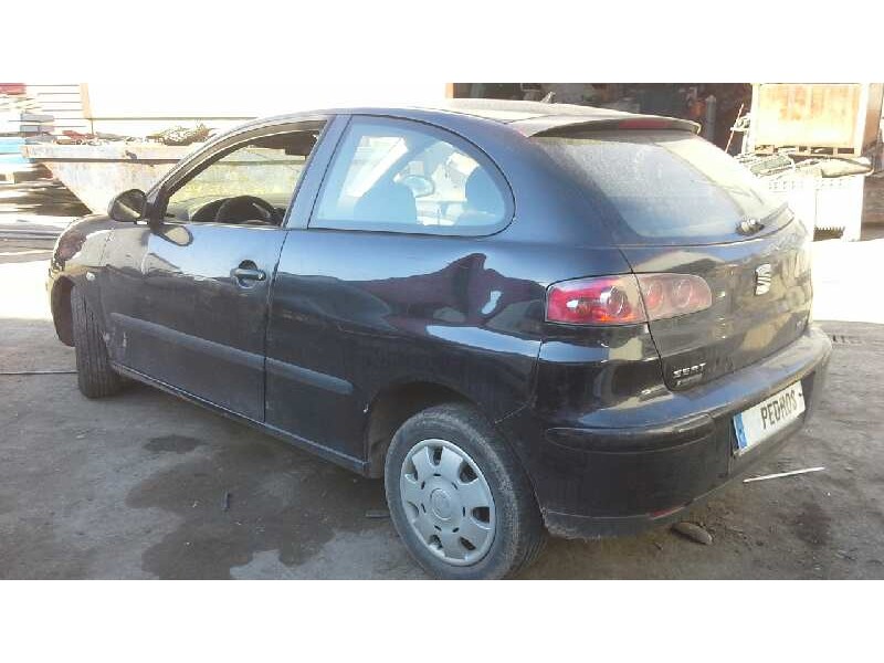 seat ibiza (6l1) del año 2003