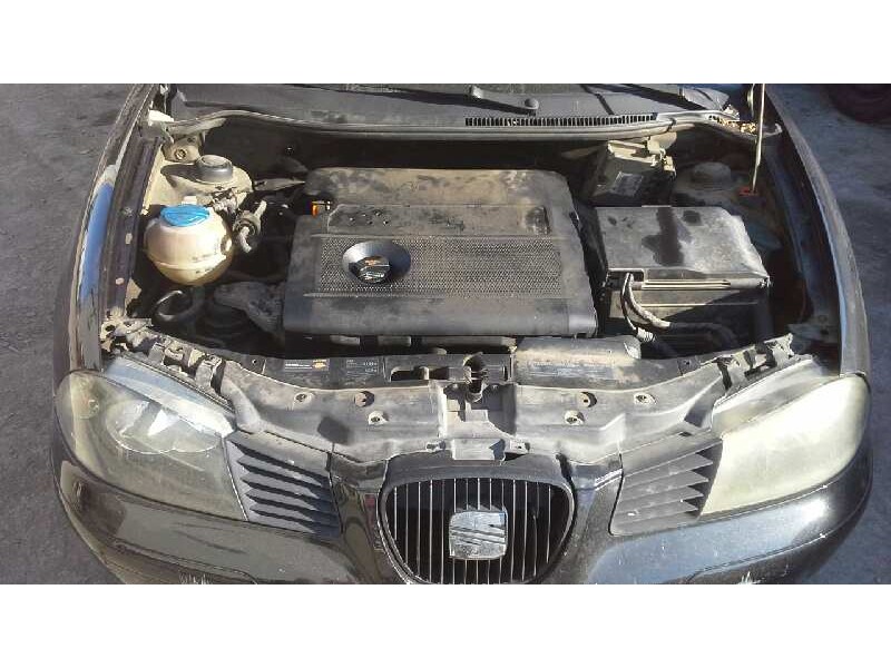 seat ibiza (6l1) del año 2003