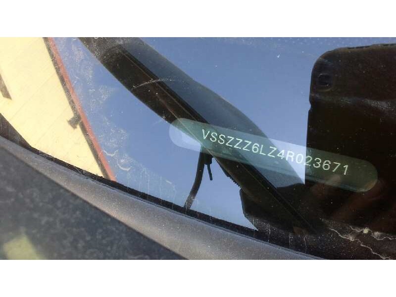 seat ibiza (6l1) del año 2003