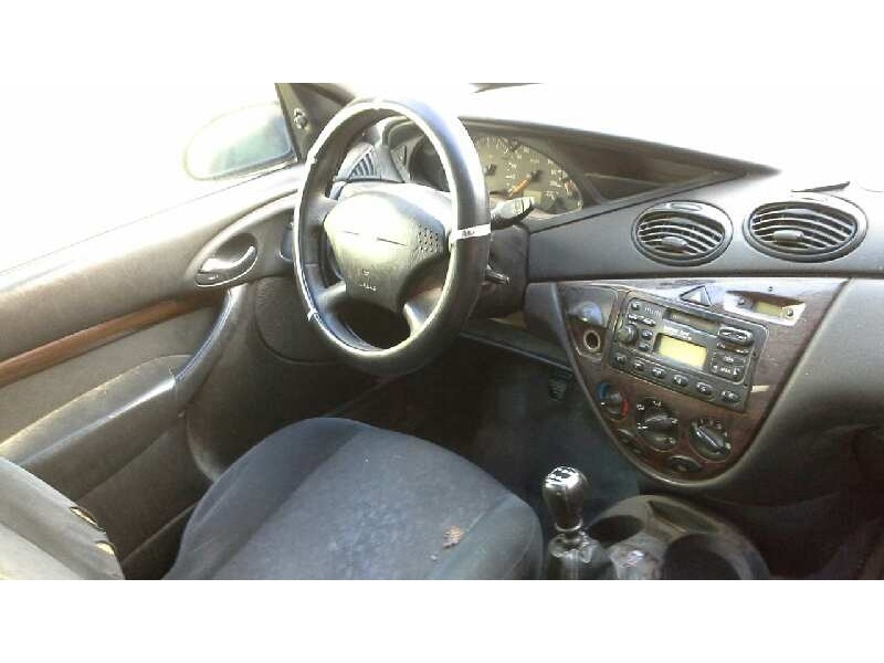 ford focus turnier (cak) del año 2000