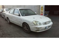 daewoo nubira berlina del año 1999