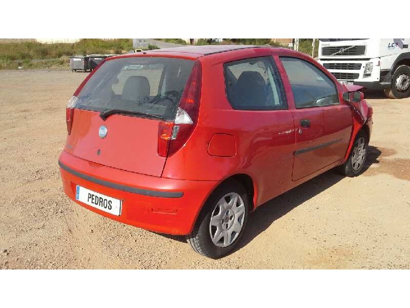 fiat punto berlina (188) del año 2005