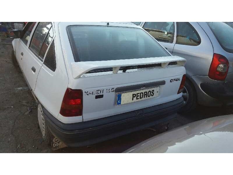 opel kadett e del año 1988