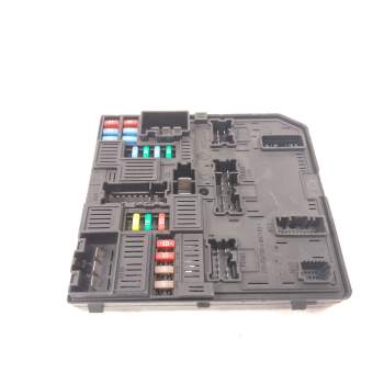 CAJA FUSIBLES 284B63349R 