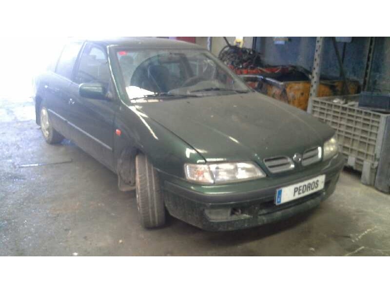 nissan primera berlina (p11) del año 1996