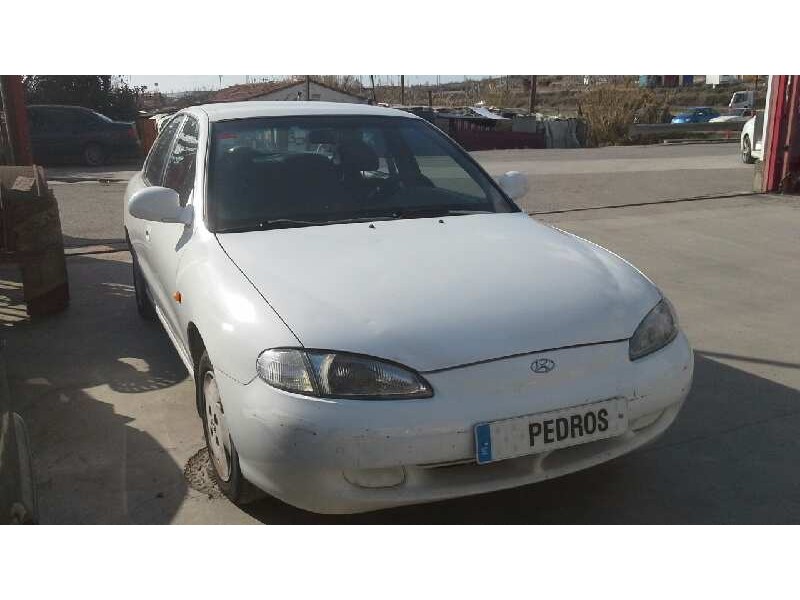 hyundai lantra berlina (rd) del año 1999