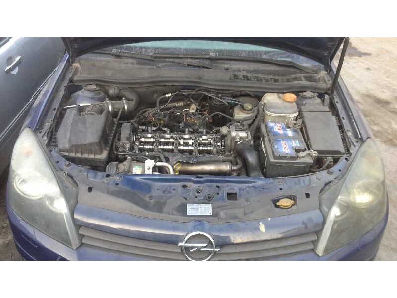 opel astra h berlina del año 2005