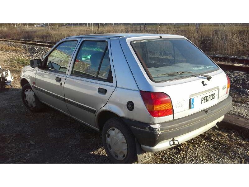 ford fiesta berl./courier del año 1990