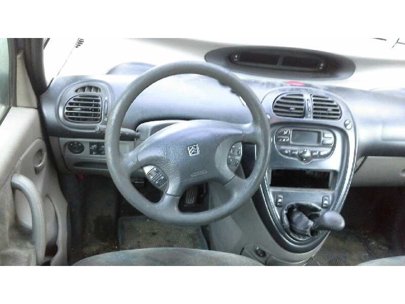 citroen xsara picasso del año 2001
