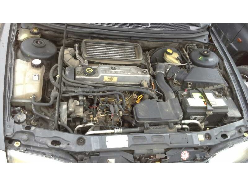 ford mondeo berlina/familiar (fd) del año 1995