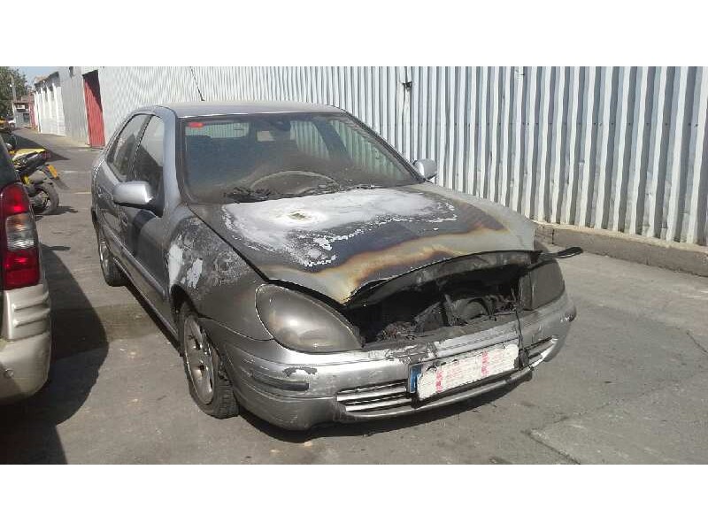citroen xsara berlina del año 2001