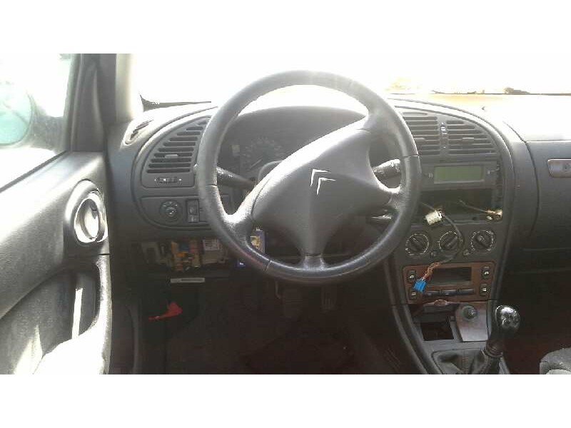 citroen xsara berlina del año 2001