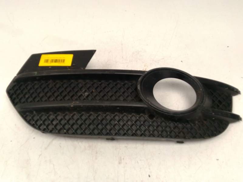 Recambio de moldura para audi q3 (8ub, 8ug) 2.0 tfsi quattro referencia OEM IAM 8U0807681A  