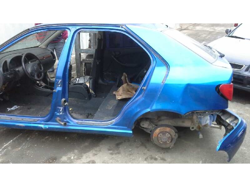 citroen xsara berlina del año 2001