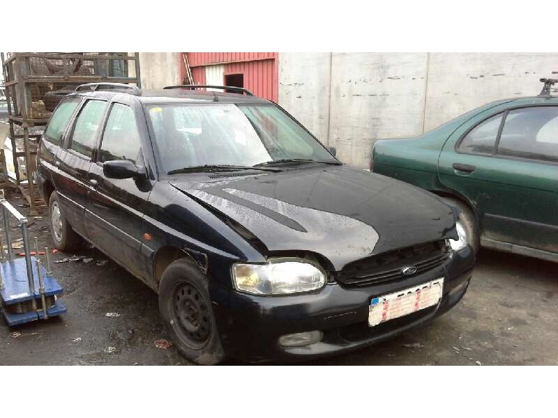 ford escort berlina/turnier del año 1996