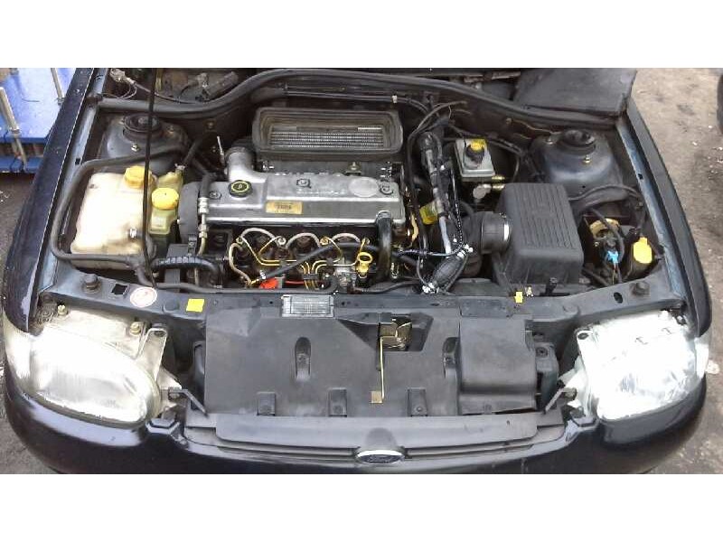 ford escort berlina/turnier del año 1996