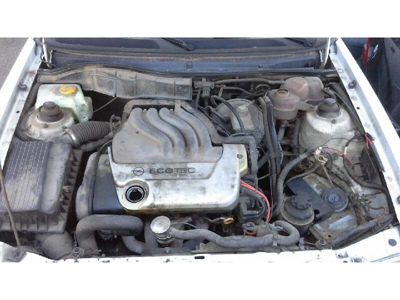 opel astra f berlina del año 1994