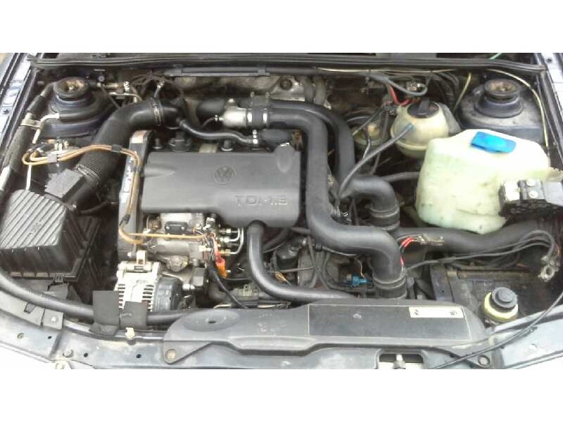 volkswagen passat berlina (3a2) del año 1994