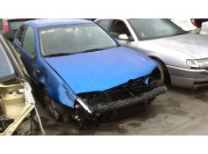 volkswagen golf iv berlina (1j1) del año 2002 2