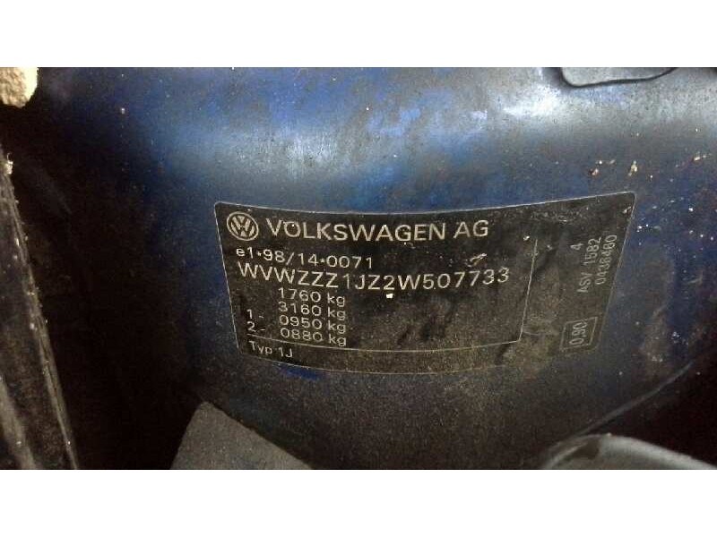 volkswagen golf iv berlina (1j1) del año 2002