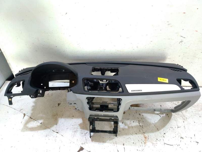 Recambio de salpicadero para audi q3 (8ub, 8ug) 2.0 tfsi quattro referencia OEM IAM   