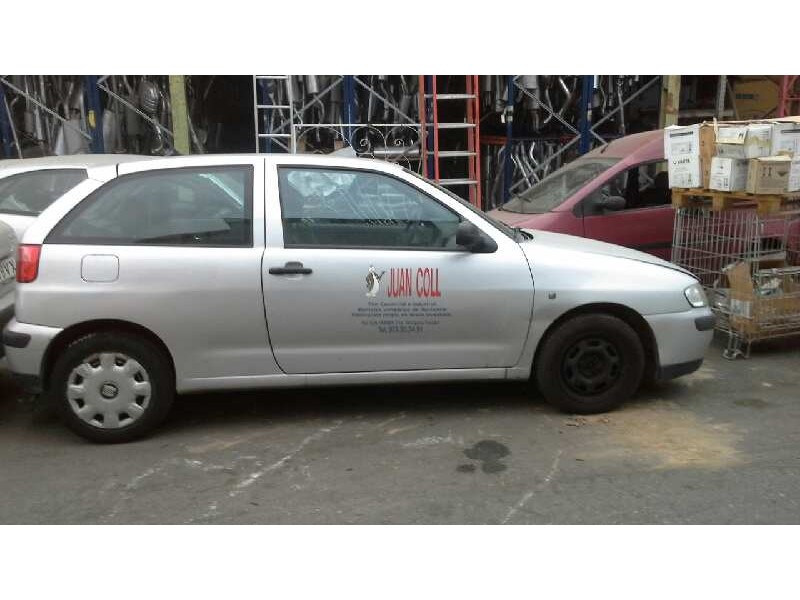 seat ibiza (6k1) del año 2001